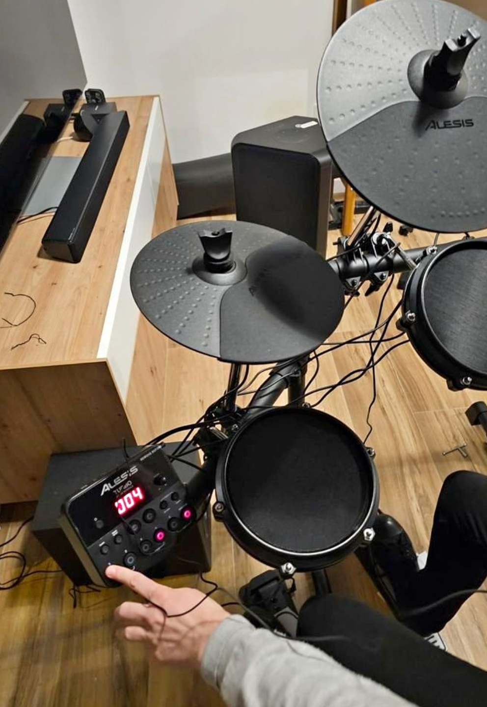 Pack complet de batterie électronique Alesis Drums Nitro Mesh – Batterie électronique