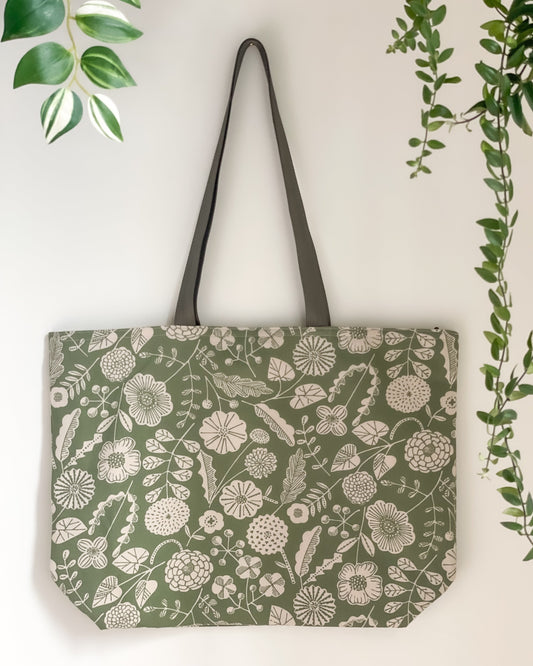 Essential Canvas Tote Bag